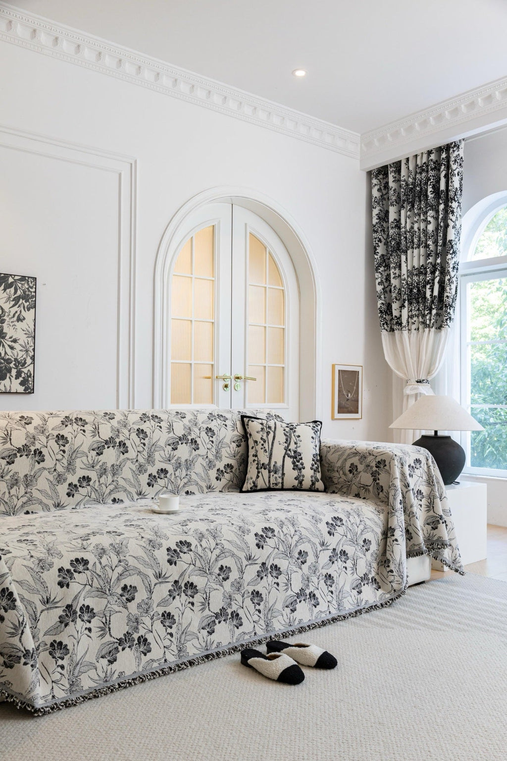 Decor Cedar Aurelia Fringed Floral Jacquard Sofa Throw Cover in Charcoal Bloom - full sofa throw cover styling for patterned couch cover in United States, image 15